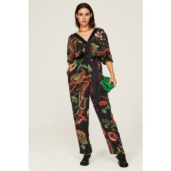 SOMETHING NAVY Multicolor Floral Crepe Long Sleeves Jumpsuit Size Medium